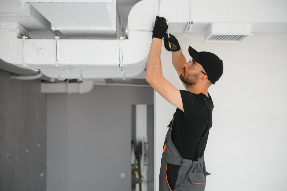 Serwis i czyszczenie instalacji wentylacyjnej: kiedy, jak często, ile to trwa?